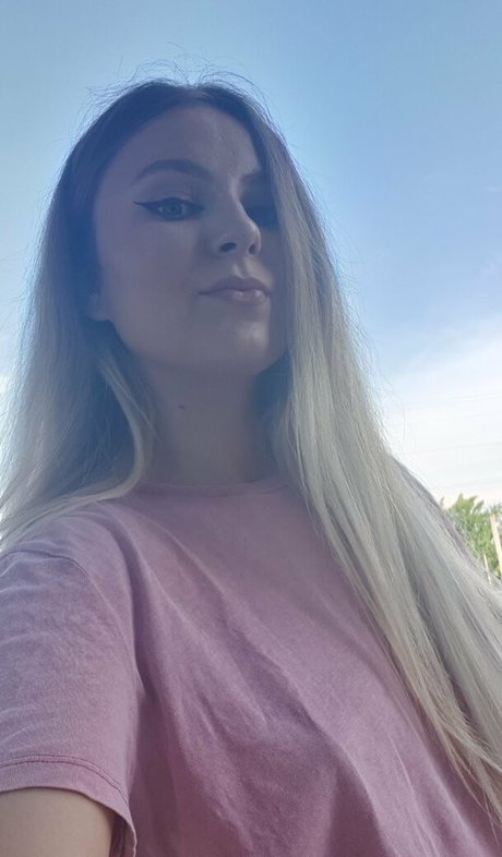 Nacktes geleaktes OnlyFans-Foto von Tsdelia
