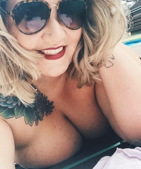 Nacktes geleaktes OnlyFans-Foto von Corissa Enneking