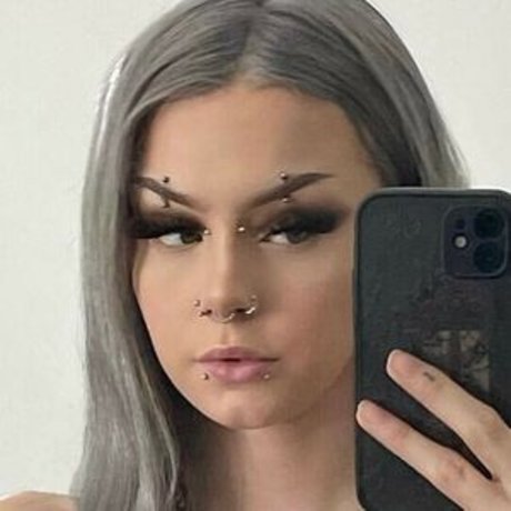Leannenicole