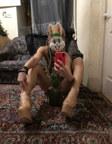 Nacktes geleaktes OnlyFans-Foto von Malinafreak