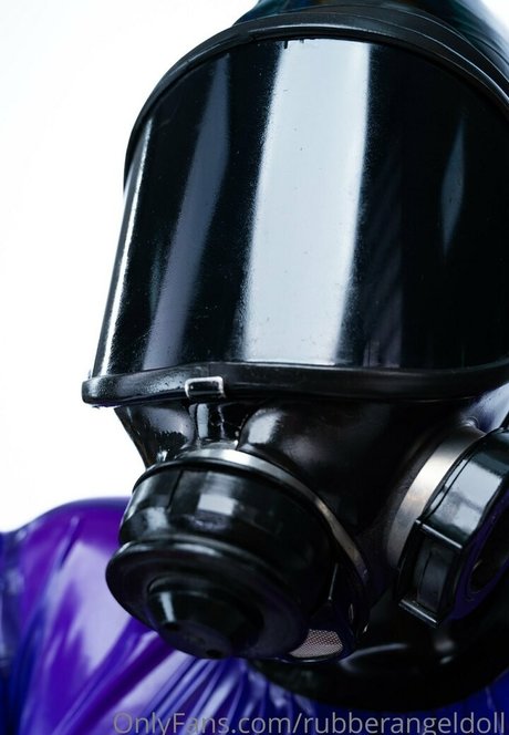 Rubberangeldoll