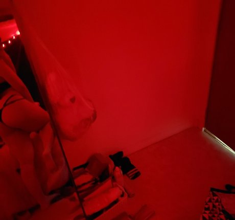 Nacktes geleaktes OnlyFans-Foto von Syrenqueen