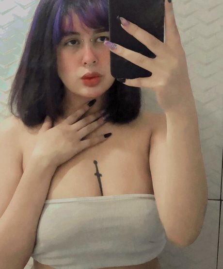 Nacktes geleaktes OnlyFans-Foto von Torivicks