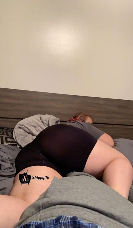 Nacktes geleaktes OnlyFans-Foto von Theyhateshippy