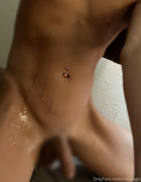 Nacktes geleaktes OnlyFans-Foto von Riremagic