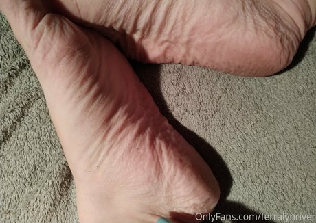 Nacktes geleaktes OnlyFans-Foto von Ferralynriver