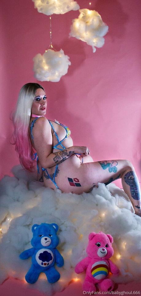 Nacktes geleaktes OnlyFans-Foto von Babyghoul666
