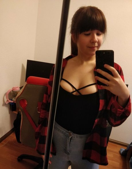 Nacktes geleaktes OnlyFans-Foto von Lyndralynnfree