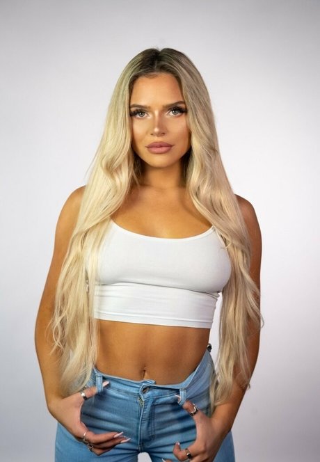 Nacktes geleaktes OnlyFans-Foto von Itshannahsworldd