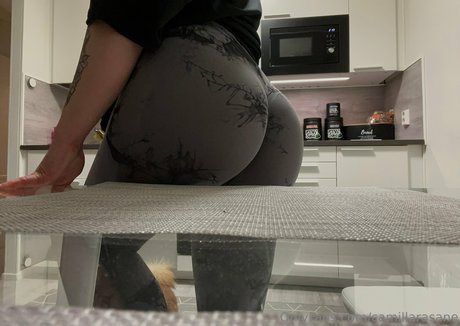 Nacktes geleaktes OnlyFans-Foto von Camillarasane