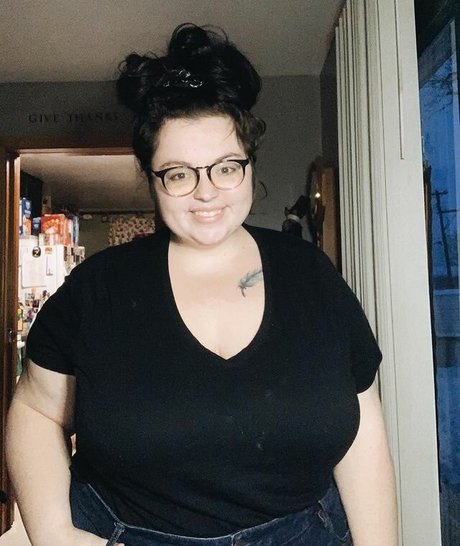 Nacktes geleaktes OnlyFans-Foto von Ahitsnatalie
