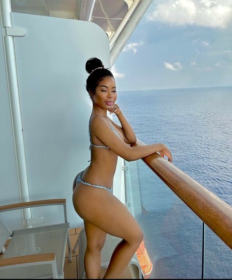 Nacktes geleaktes OnlyFans-Foto von Ninarari