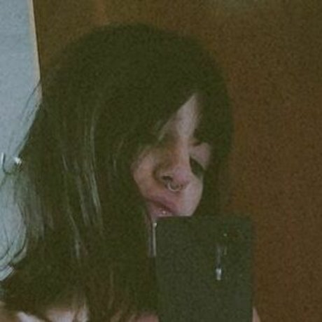 Nacktes geleaktes OnlyFans-Foto von Kitkitsune