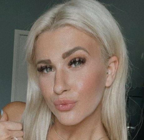 Nacktes geleaktes OnlyFans-Foto von Kristin Taylor