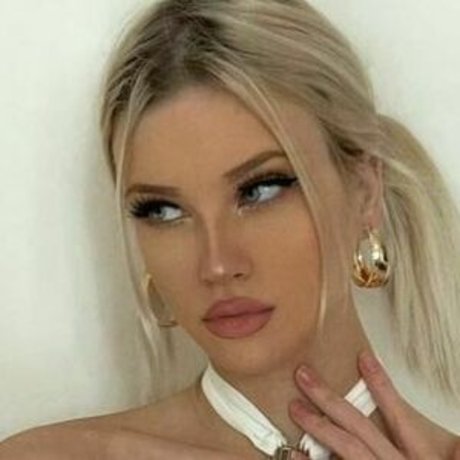 Nacktes geleaktes OnlyFans-Foto von Blondieangelika