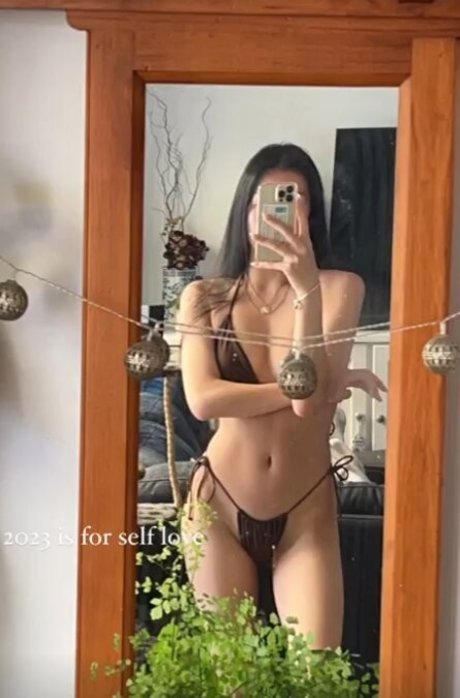 Kamilla Wong