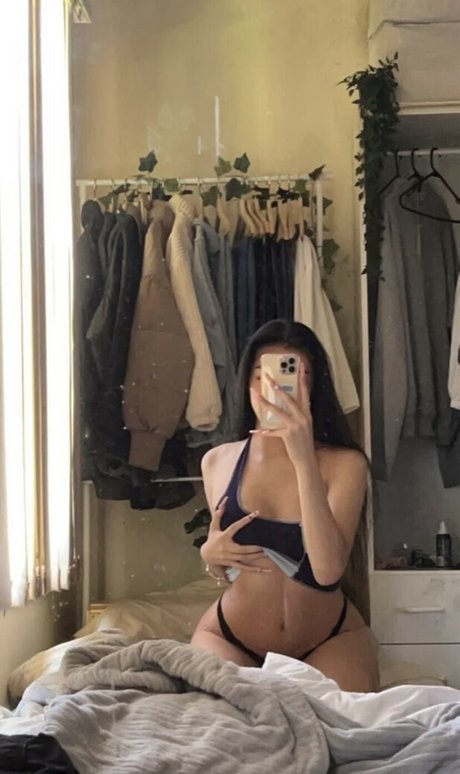 Nacktes geleaktes OnlyFans-Foto von Kamilla Wong
