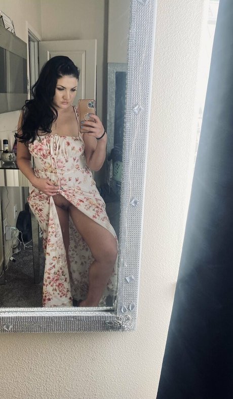 Nacktes geleaktes OnlyFans-Foto von Mia Rose  Miarosexxx