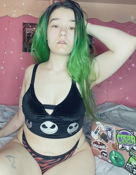 Pixxxiebelle