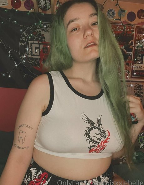 Pixxxiebelle