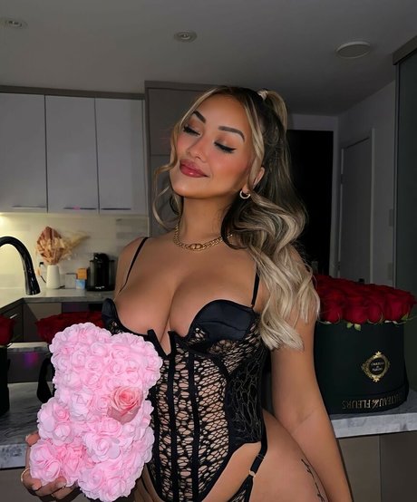 Nacktes geleaktes OnlyFans-Foto von Sandraxo