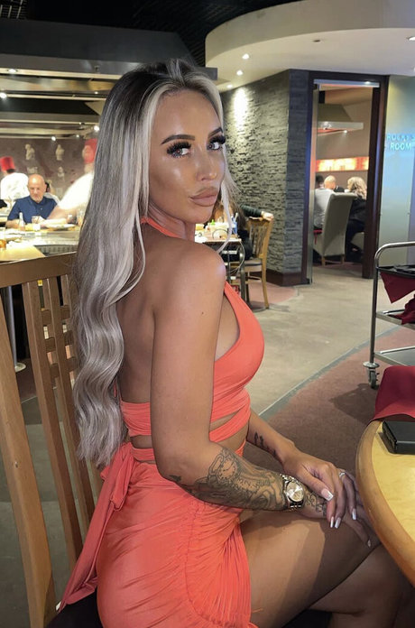 Nacktes geleaktes OnlyFans-Foto von Jade Hobden
