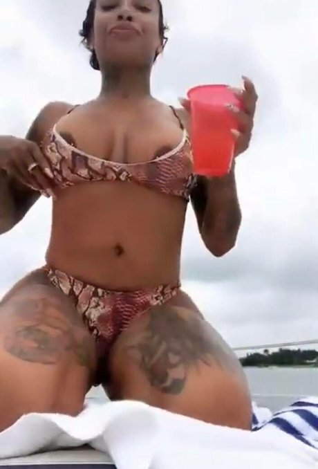 Flyyytattedsky