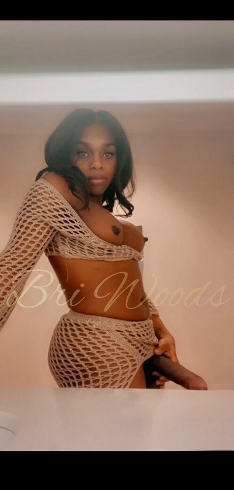 Bri Woods