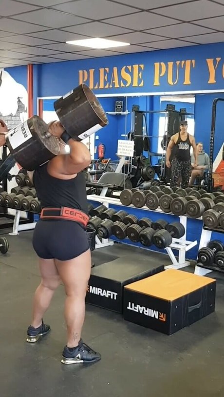 StrongWomen ????