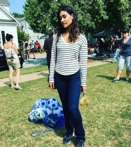 Janina Gavankar