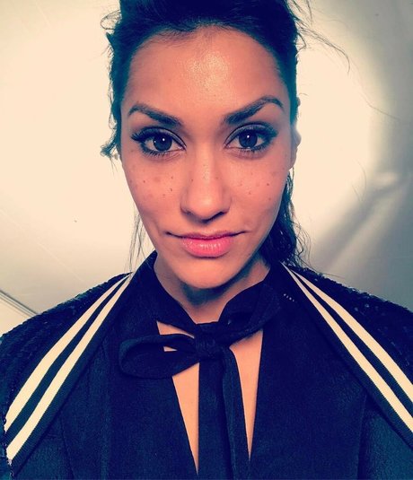 Janina Gavankar