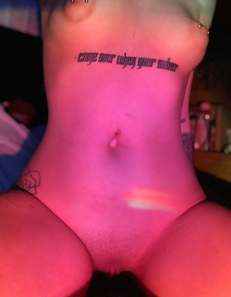 Nacktes geleaktes OnlyFans-Foto von Applebottomjeanz