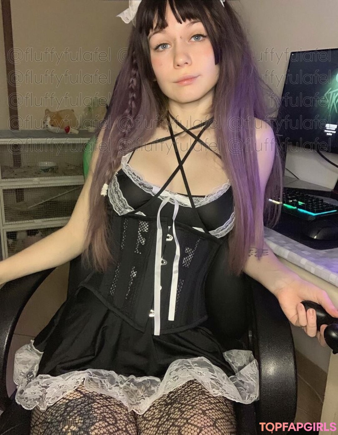 Nacktes geleaktes OnlyFans-Foto von Fluffyfulafel #1077