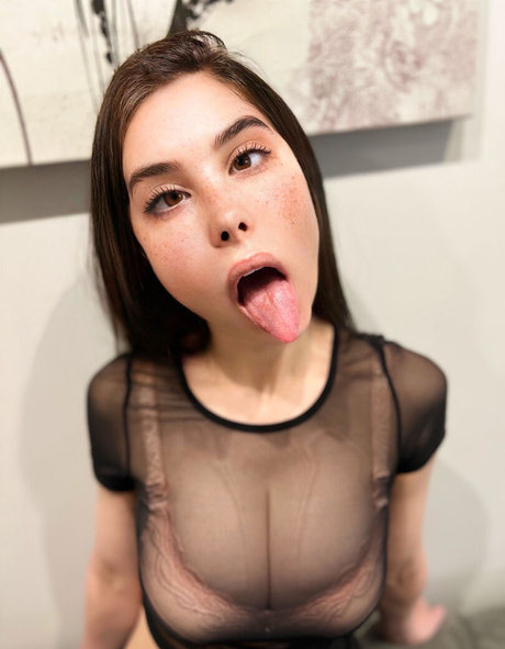 Nacktes geleaktes OnlyFans-Foto von Victoria Hana Novakova
