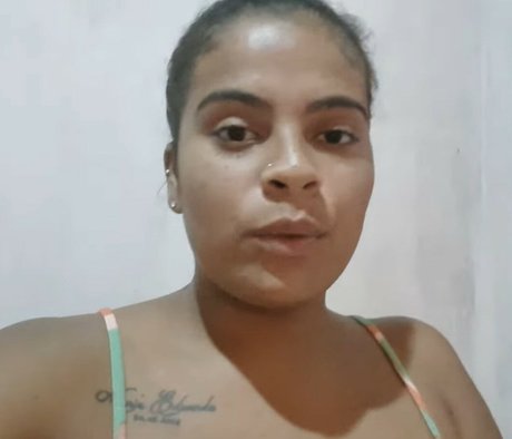Nacktes geleaktes OnlyFans-Foto von Baianinha Silva