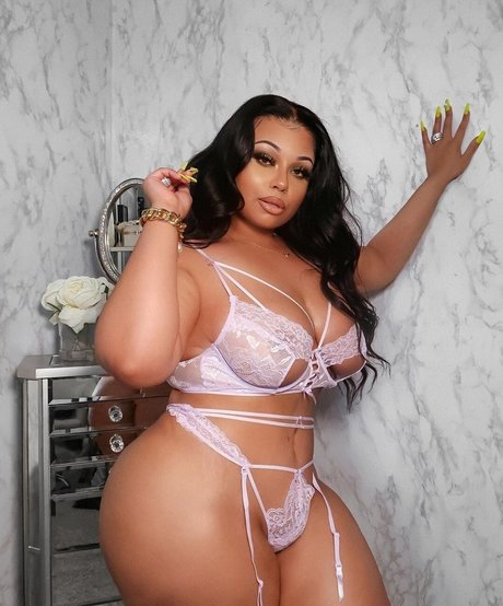 Nacktes geleaktes OnlyFans-Foto von Passion Jonesz