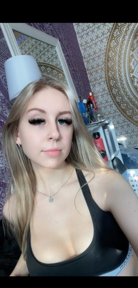 Nacktes geleaktes OnlyFans-Foto von Notasobviouslyyy