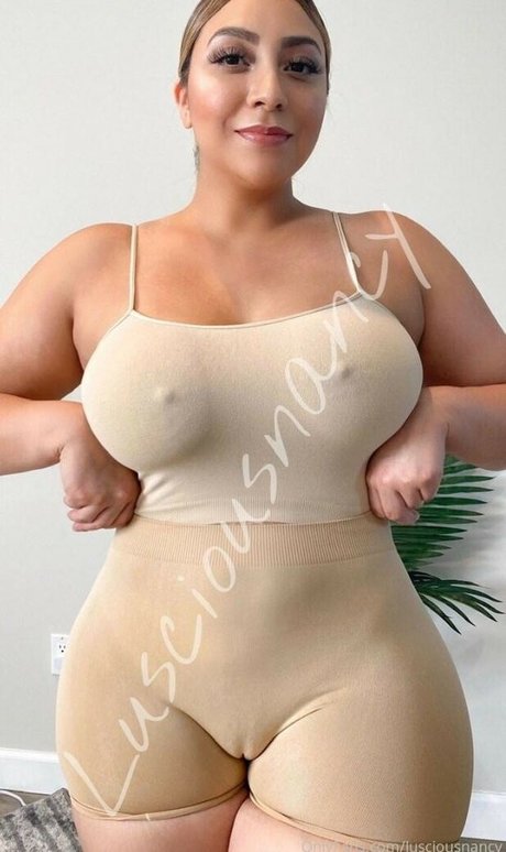 Nacktes geleaktes OnlyFans-Foto von Nancy Hernandez