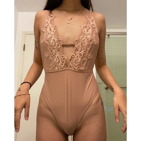 Nacktes geleaktes OnlyFans-Foto von Kylie Cheung