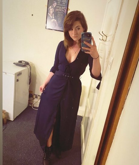 Nacktes geleaktes OnlyFans-Foto von Rebecca Gilliland