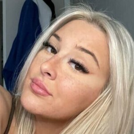 Nacktes geleaktes OnlyFans-Foto von Angellbunnyy
