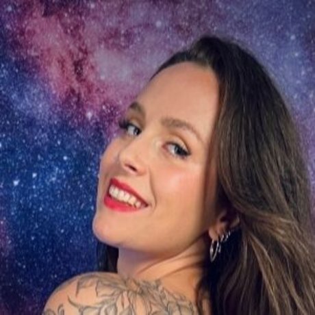 Nacktes geleaktes OnlyFans-Foto von Nylonbea