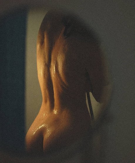 Nacktes geleaktes OnlyFans-Foto von Nadin Lehetska