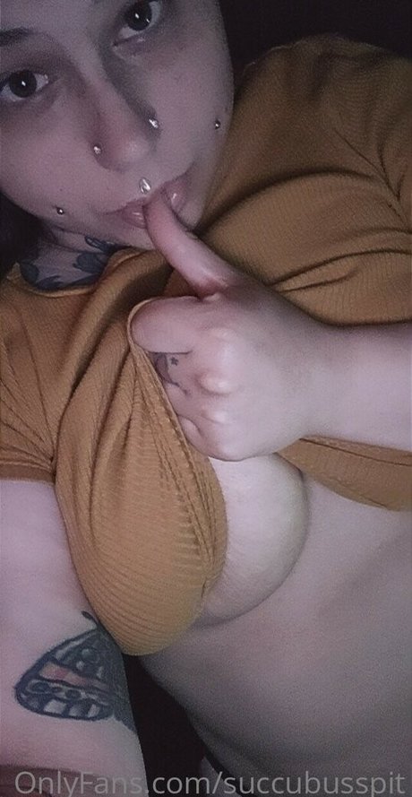 Nacktes geleaktes OnlyFans-Foto von Franki Moss