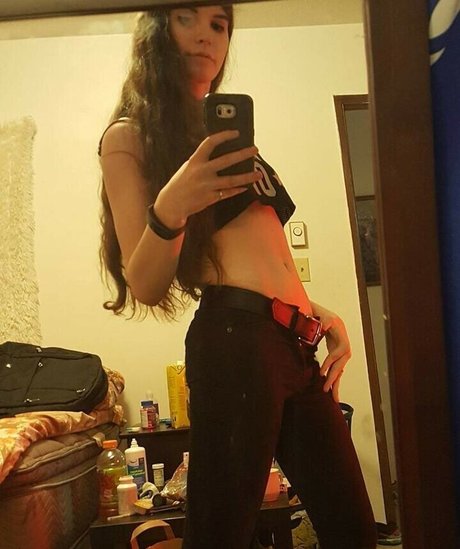 Nacktes geleaktes OnlyFans-Foto von Warmfreshpaint