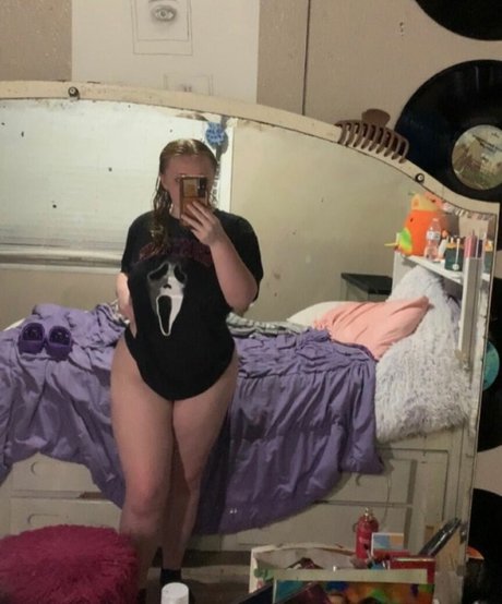 Nacktes geleaktes OnlyFans-Foto von Yourstrulysav1