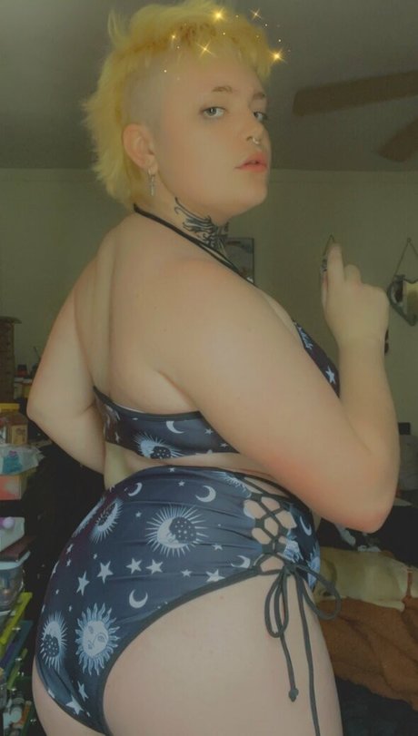 Nacktes geleaktes OnlyFans-Foto von Aster Onyx