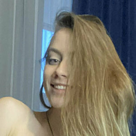Nacktes geleaktes OnlyFans-Foto von Emzgrey