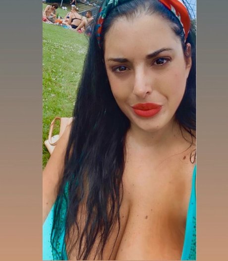 Valeria Vela