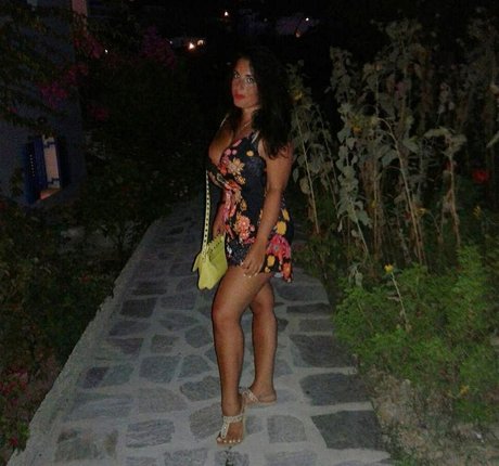 Valeria Vela